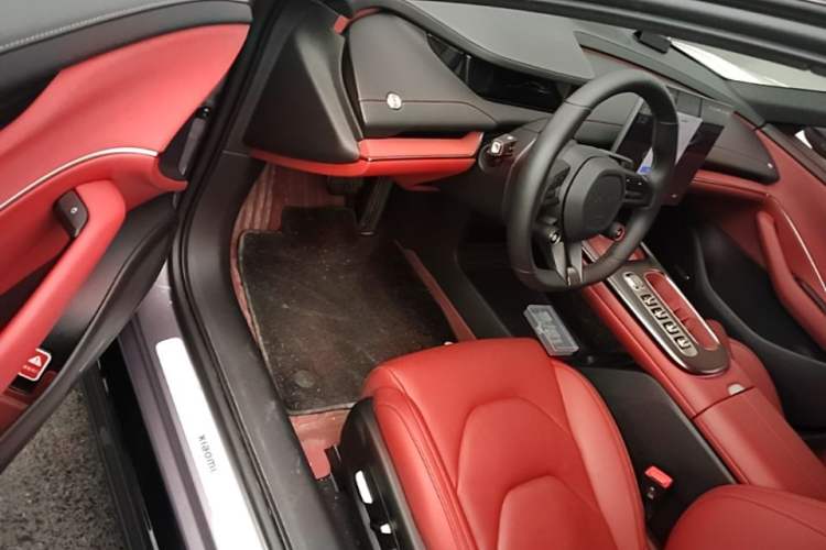 Used Xiaomi Auto SU7 2024 Rear-Drive Ultra-Long Range Advanced Pro-Level Intelligent Driving Version Driver Seat