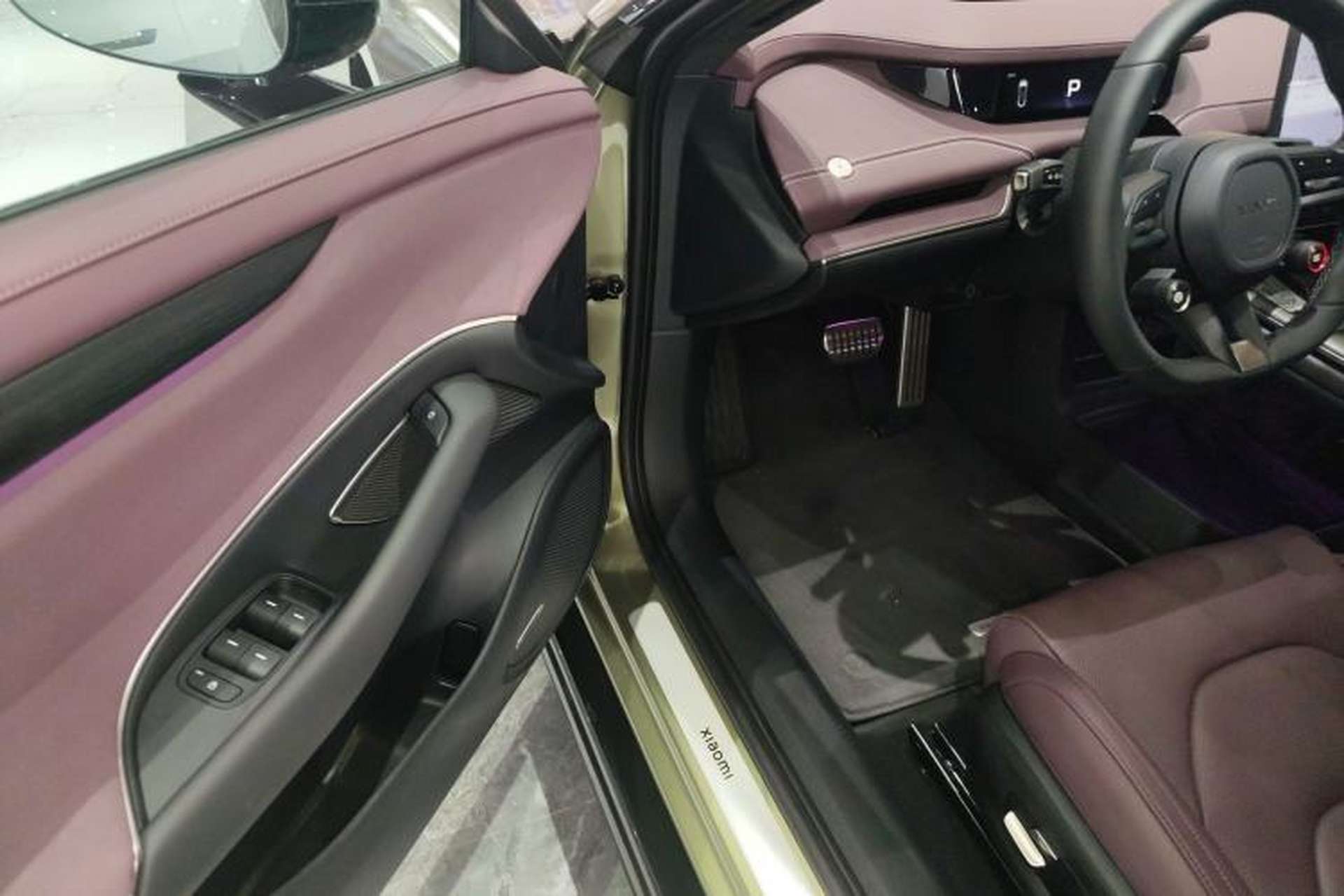 Used Xiaomi Auto SU7 2024 Four-Wheel Drive Ultra-Long Range Advanced Intelligent Driving Max Edition Driver Seat