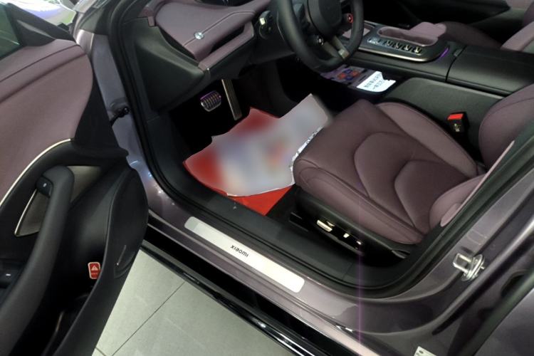 Used Xiaomi Auto SU7 2024 Four-Wheel Drive Ultra-Long Range Advanced Intelligent Driving Max Edition Driver Seat