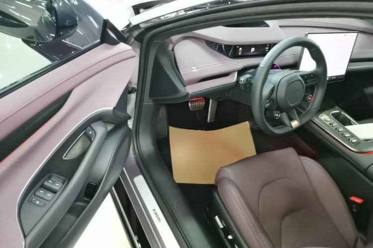 Used Xiaomi Auto SU7 2024 Four-Wheel Drive Ultra-Long Range Advanced Intelligent Driving Max Edition Driver Seat