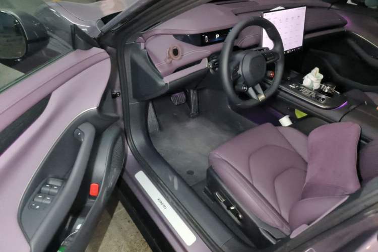 Used Xiaomi Auto SU7 2024 Rear-Drive Ultra-Long Range Advanced Pro-Level Intelligent Driving Version Driver Seat