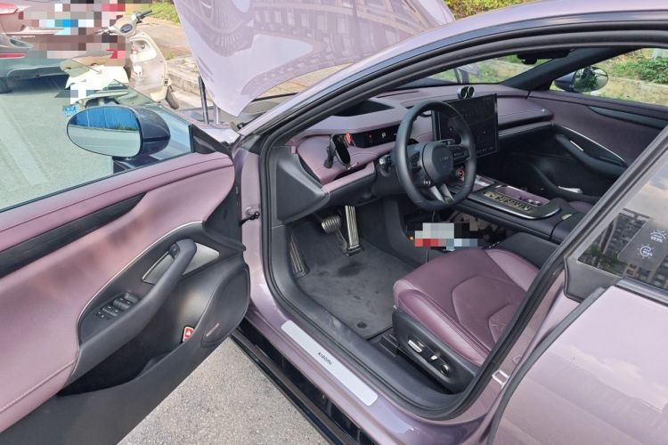 Used Xiaomi Auto SU7 2024 Four-Wheel Drive Ultra-Long Range Advanced Intelligent Driving Max Edition Driver Seat