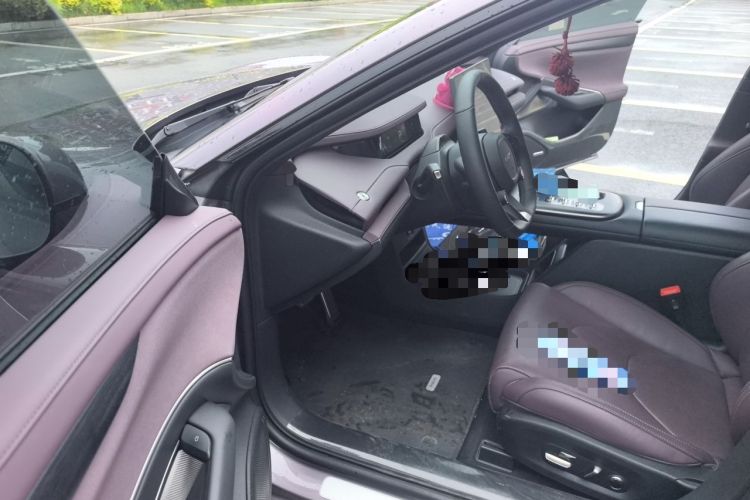 Used Xiaomi Auto SU7 2024 Four-Wheel Drive Ultra-Long Range Advanced Intelligent Driving Max Edition Driver Seat