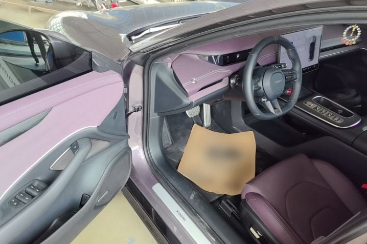 Used Xiaomi Auto SU7 2024 Four-Wheel-Drive Max Founder's Edition Driver Seat