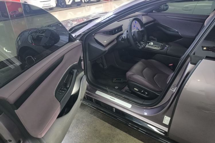 Used Xiaomi Auto SU7 2024 Rear-Drive Ultra-Long Range Advanced Pro-Level Intelligent Driving Version Driver Seat