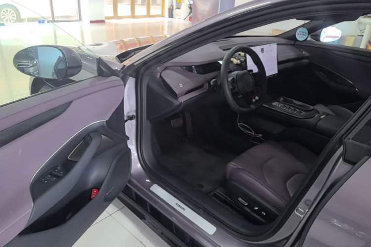 Used Xiaomi Auto SU7 2024 Rear-Drive Ultra-Long Range Advanced Pro-Level Intelligent Driving Version Driver Seat