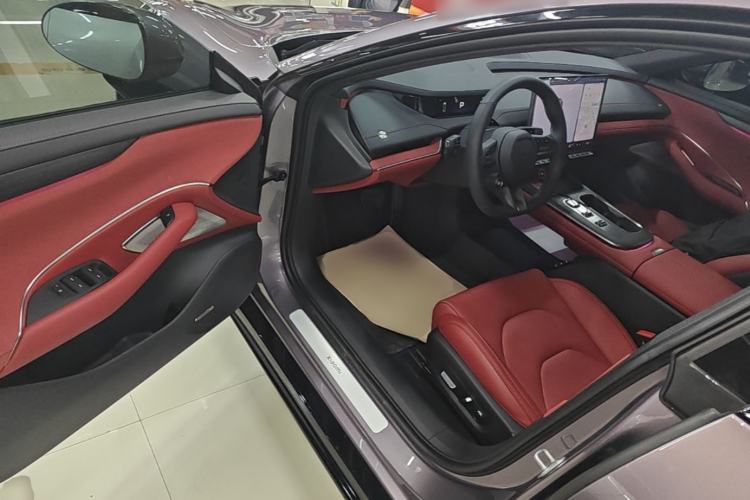 Used Xiaomi Auto SU7 2024 Rear-Drive Long-Range Intelligent Driving Version Driver Seat