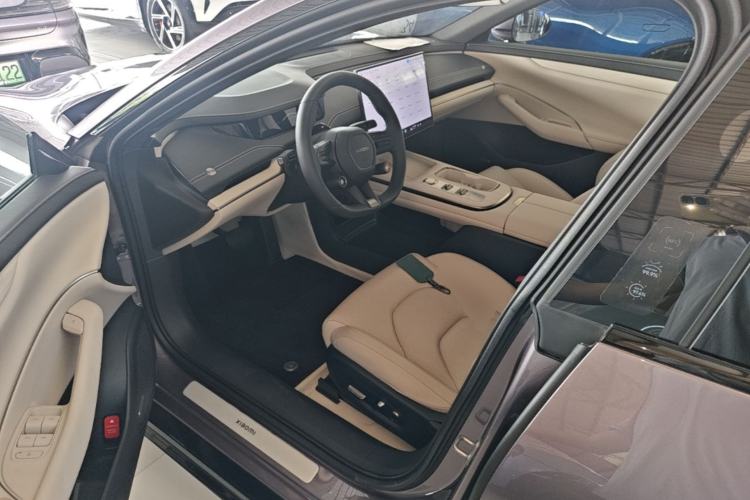 Used Xiaomi Auto SU7 2024 Rear-Drive Ultra-Long Range Advanced Pro-Level Intelligent Driving Version Driver Seat