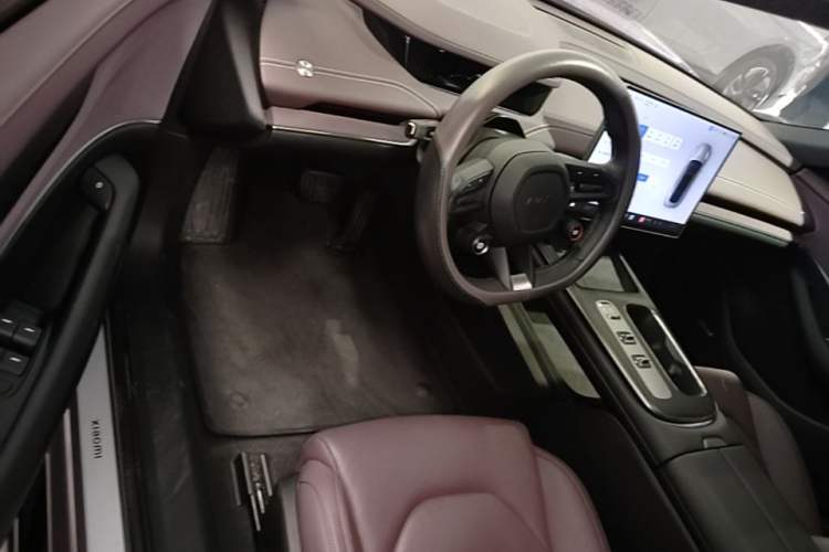 Used Xiaomi Auto SU7 2024 Rear-Drive Long-Range Intelligent Driving Version Driver Seat