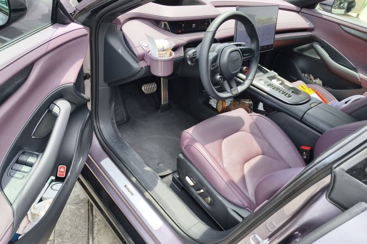 Used Xiaomi Auto SU7 2024 Four-Wheel Drive Ultra-Long Range Advanced Intelligent Driving Max Edition Driver Seat