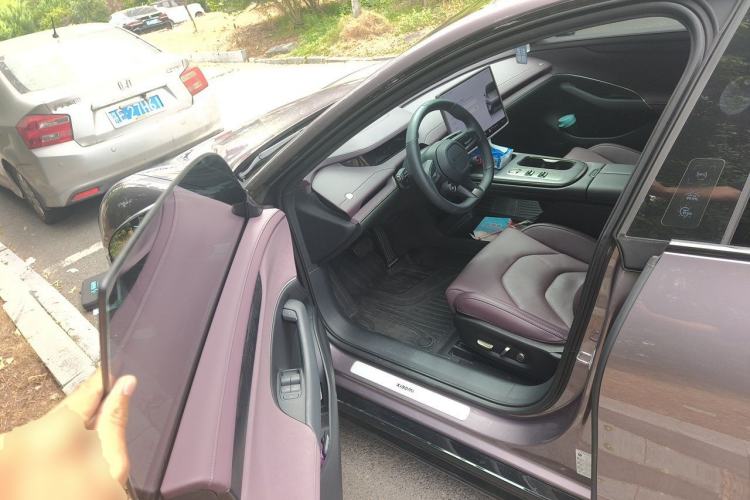 Used Xiaomi Auto SU7 2024 Rear-Drive Long-Range Intelligent Driving Version Driver Seat
