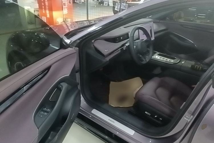 Used Xiaomi Auto SU7 2024 Rear-Drive Ultra-Long Range Advanced Pro-Level Intelligent Driving Version Driver Seat