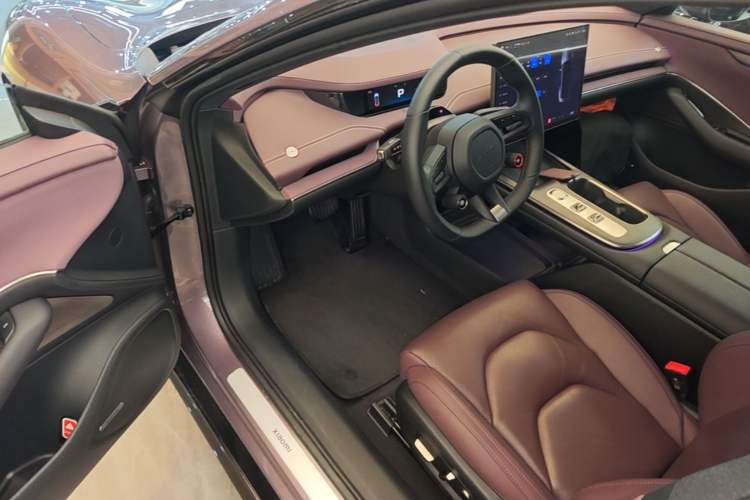 Used Xiaomi Auto SU7 2024 Rear-Drive Long-Range Intelligent Driving Version Driver Seat