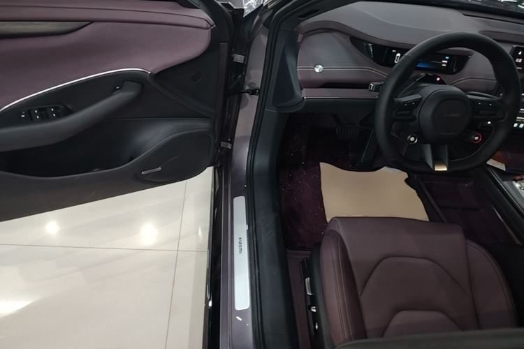 Used Xiaomi Auto SU7 2024 Rear-Drive Long-Range Intelligent Driving Version Driver Seat