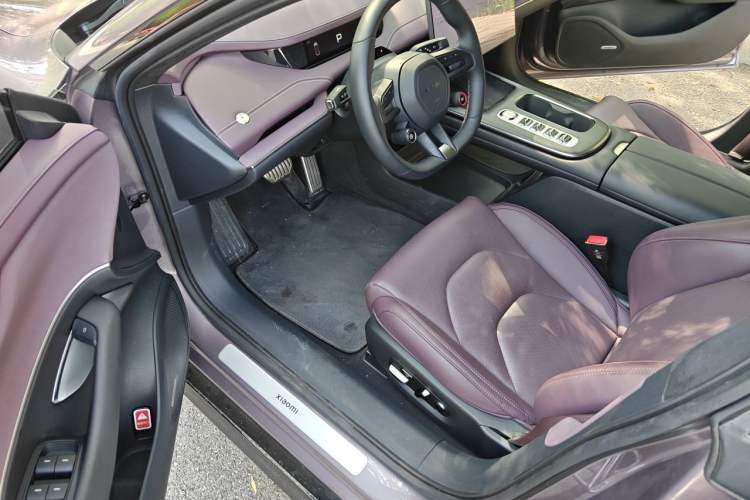 Used Xiaomi Auto SU7 2024 Four-Wheel Drive Ultra-Long Range Advanced Intelligent Driving Max Edition Driver Seat