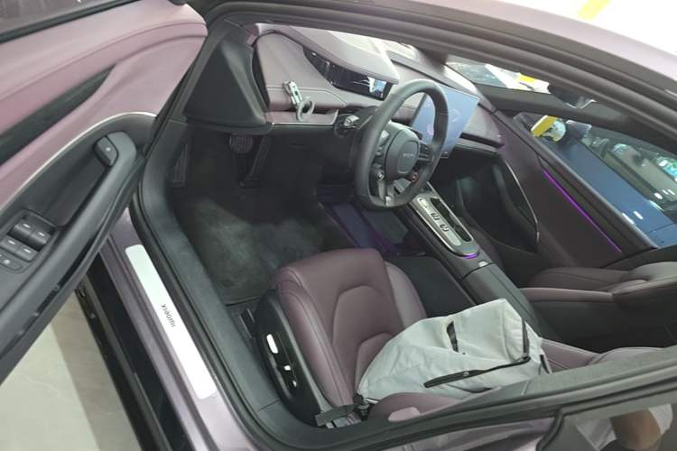 Used Xiaomi Auto SU7 2024 Rear-Drive Long-Range Intelligent Driving Version Driver Seat