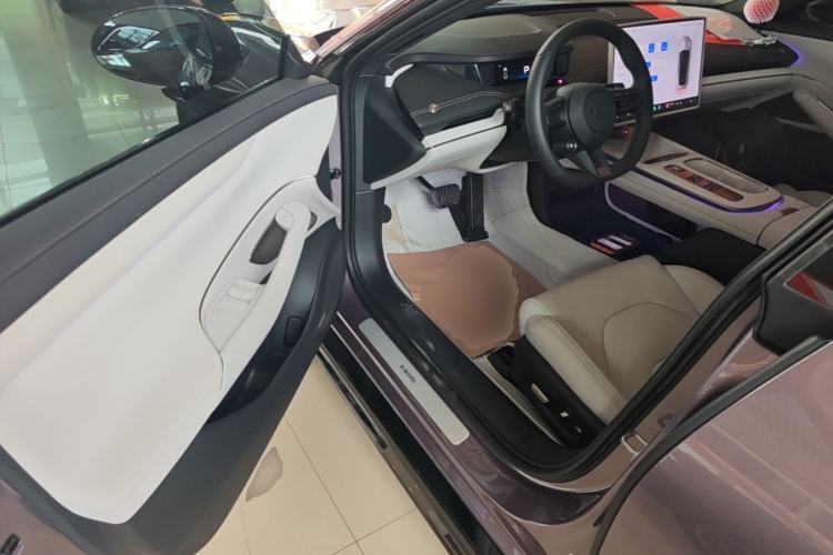 Used Xiaomi Auto SU7 2024 Rear-Drive Long-Range Intelligent Driving Version Driver Seat