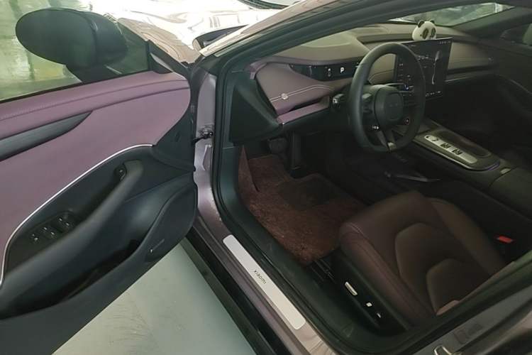 Used Xiaomi Auto SU7 2024 Rear-Drive Ultra-Long Range Advanced Pro-Level Intelligent Driving Version Driver Seat