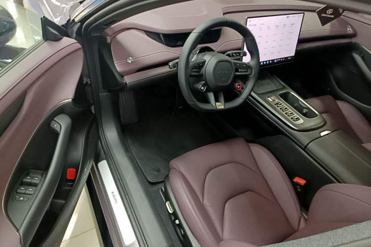 Used Xiaomi Auto SU7 2024 Rear-Drive Ultra-Long Range Advanced Pro-Level Intelligent Driving Version Driver Seat
