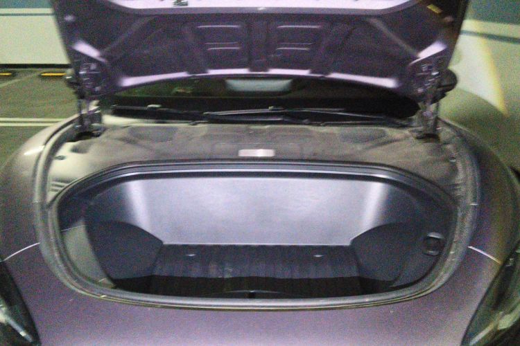 Used Xiaomi Auto SU7 2024 Rear-Drive Long-Range Intelligent Driving Version Engine Bay