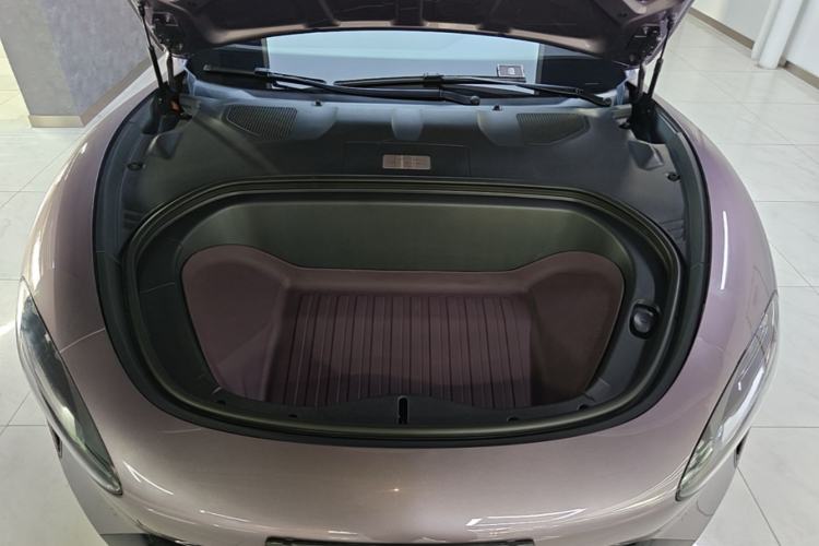 Used Xiaomi Auto SU7 2024 Rear-Drive Long-Range Intelligent Driving Version Engine Bay