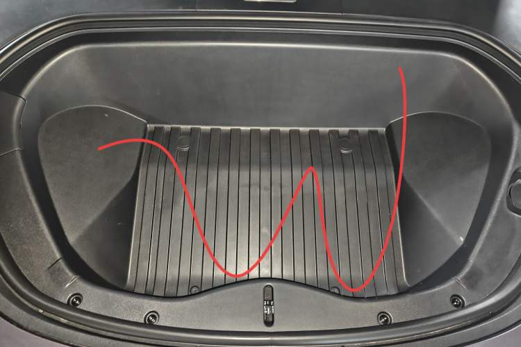 Used Xiaomi Auto SU7 2024 Rear-Drive Ultra-Long Range Advanced Pro-Level Intelligent Driving Version Engine Bay