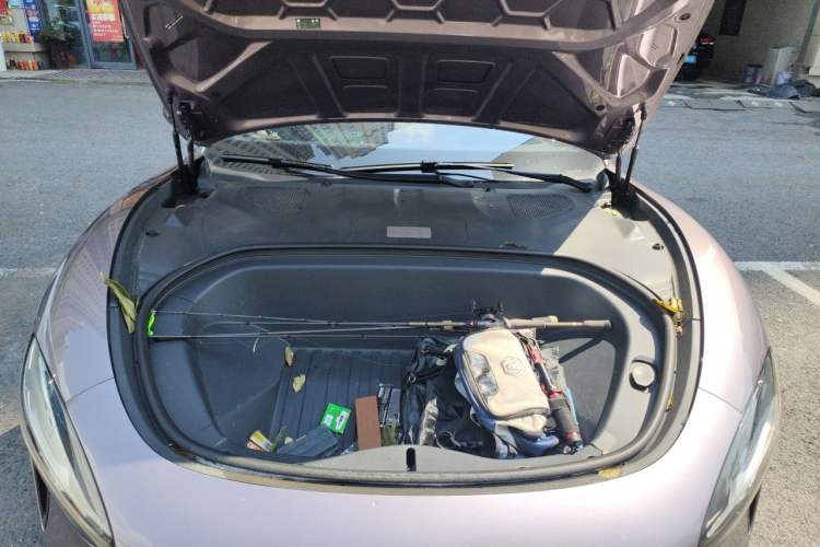 Used Xiaomi Auto SU7 2024 Four-Wheel Drive Ultra-Long Range Advanced Intelligent Driving Max Edition Engine Bay