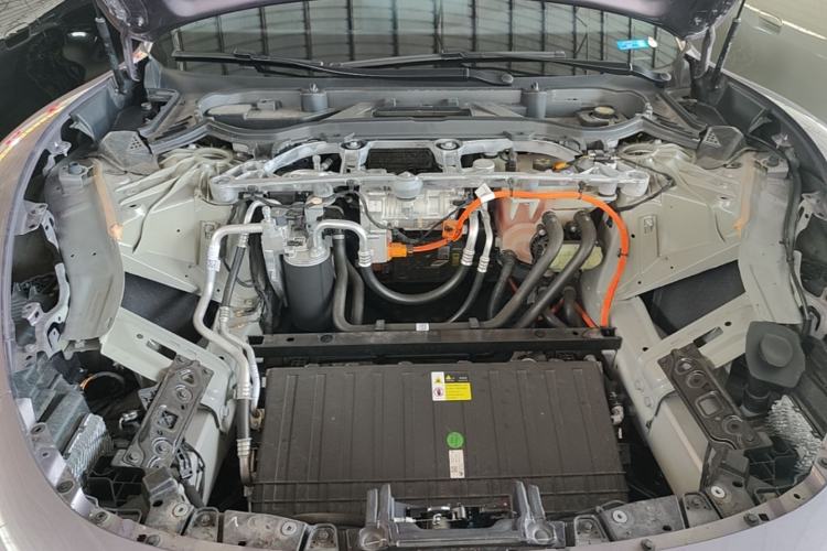 Used Xiaomi Auto SU7 2024 Rear-Drive Ultra-Long Range Advanced Pro-Level Intelligent Driving Version Engine Bay