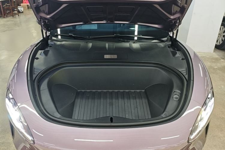 Used Xiaomi Auto SU7 2024 Four-Wheel Drive Ultra-Long Range Advanced Intelligent Driving Max Edition Engine Bay