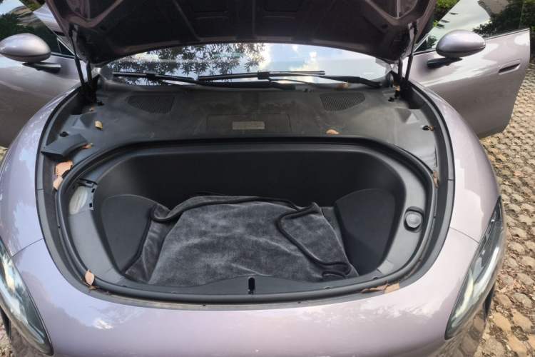Used Xiaomi Auto SU7 2024 Four-Wheel Drive Ultra-Long Range Advanced Intelligent Driving Max Edition Engine Bay