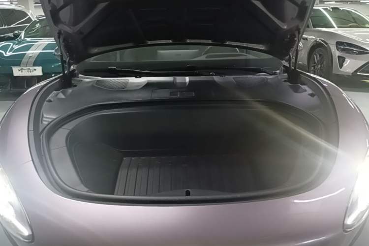 Used Xiaomi Auto SU7 2024 Four-Wheel Drive Ultra-Long Range Advanced Intelligent Driving Max Edition Engine Bay