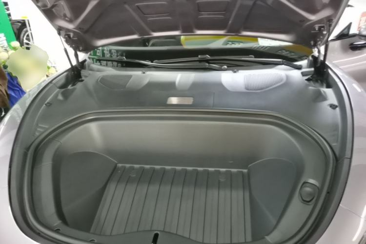 Used Xiaomi Auto SU7 2024 Four-Wheel Drive Ultra-Long Range Advanced Intelligent Driving Max Edition Engine Bay