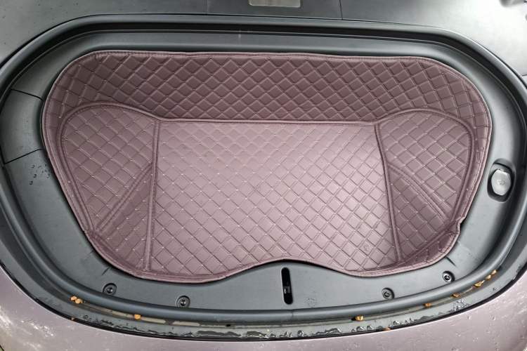 Used Xiaomi Auto SU7 2024 Four-Wheel Drive Ultra-Long Range Advanced Intelligent Driving Max Edition Engine Bay