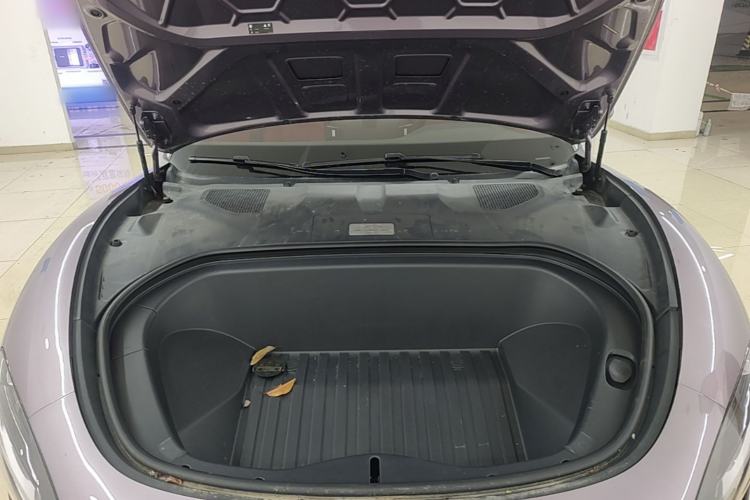 Used Xiaomi Auto SU7 2024 Rear-Drive Long-Range Intelligent Driving Version Engine Bay