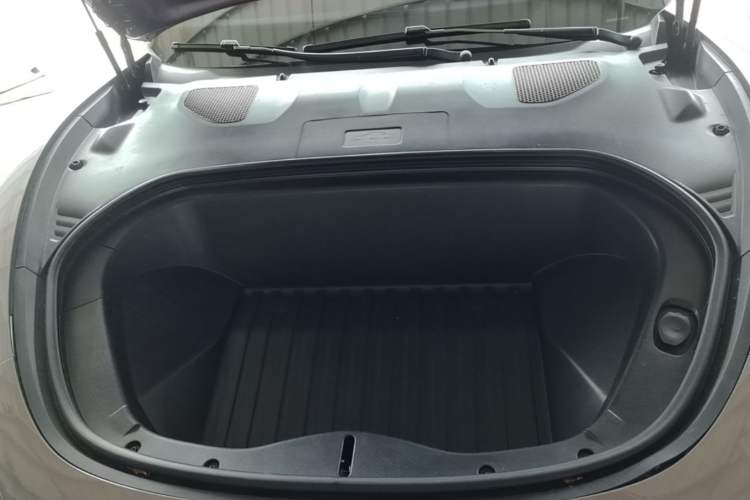Used Xiaomi Auto SU7 2024 Four-Wheel-Drive Max Founder's Edition Engine Bay
