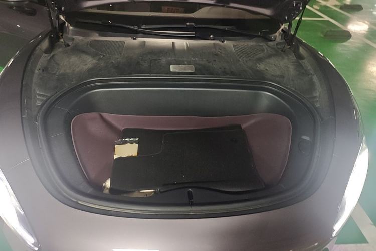 Used Xiaomi Auto SU7 2024 Rear-Drive Long-Range Intelligent Driving Version Engine Bay