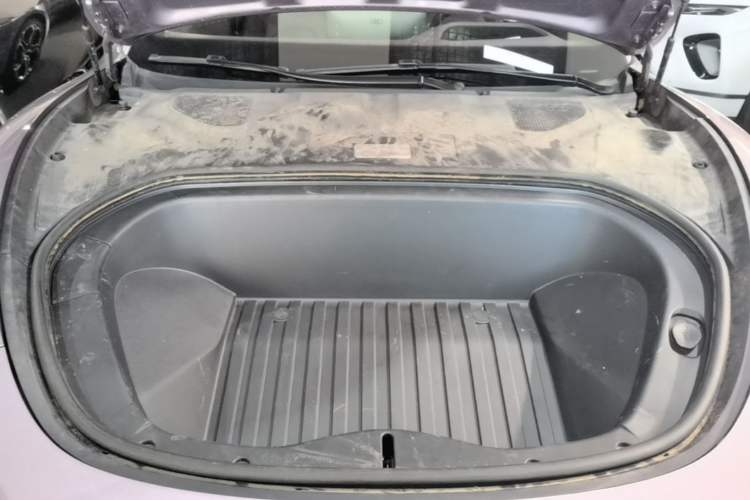 Used Xiaomi Auto SU7 2024 Four-Wheel Drive Ultra-Long Range Advanced Intelligent Driving Max Edition Engine Bay