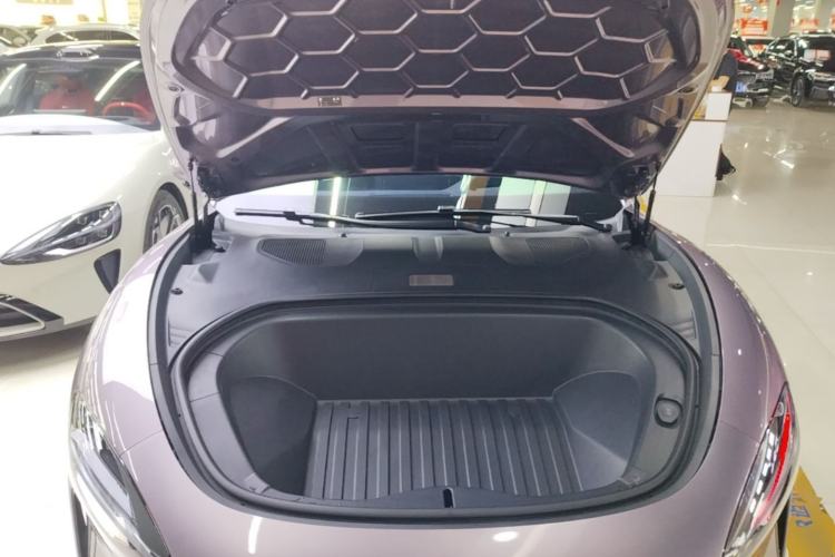 Used Xiaomi Auto SU7 2024 Four-Wheel Drive Ultra-Long Range Advanced Intelligent Driving Max Edition Engine Bay