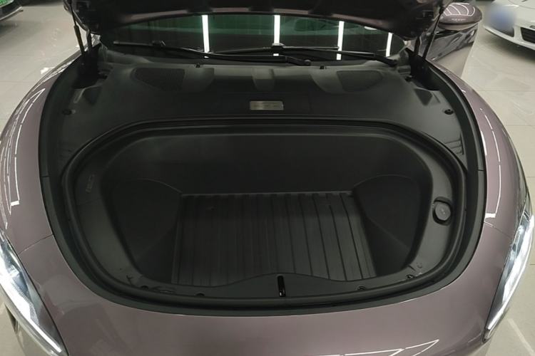Used Xiaomi Auto SU7 2024 Four-Wheel Drive Ultra-Long Range Advanced Intelligent Driving Max Edition Engine Bay