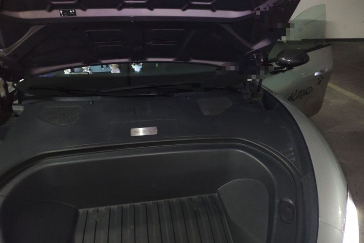 Used Xiaomi Auto SU7 2024 Four-Wheel-Drive Max Founder's Edition Engine Bay Left