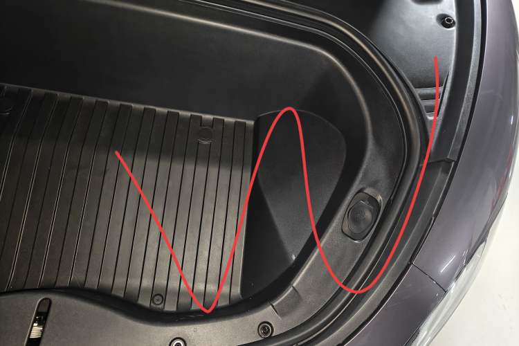 Used Xiaomi Auto SU7 2024 Rear-Drive Ultra-Long Range Advanced Pro-Level Intelligent Driving Version Engine Bay Left