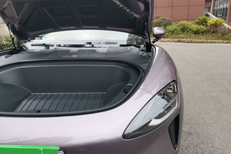 Used Xiaomi Auto SU7 2024 Rear-Drive Long-Range Intelligent Driving Version Engine Bay Left