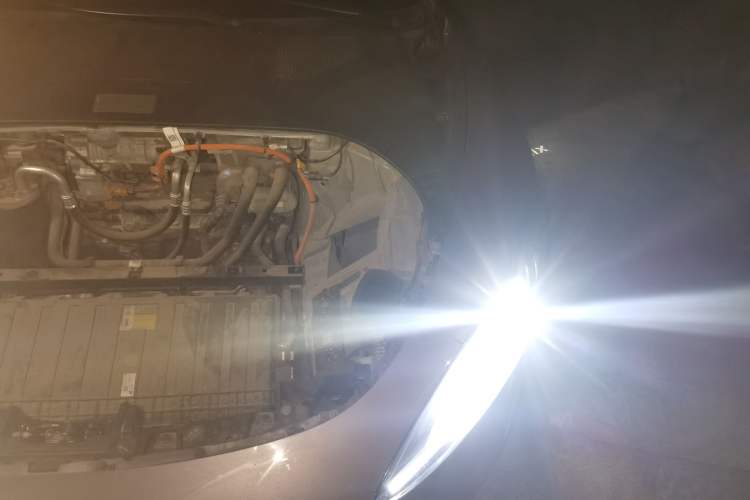 Used Xiaomi Auto SU7 2024 Four-Wheel-Drive Max Founder's Edition Engine Bay Left