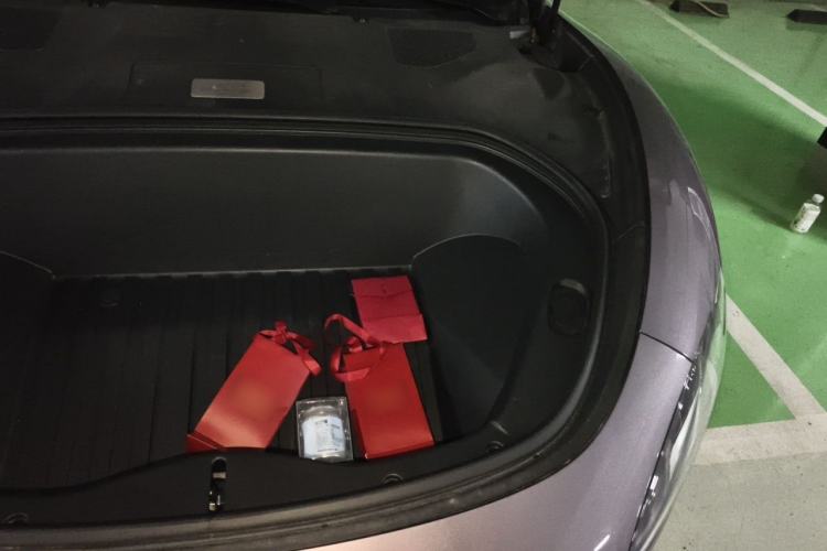 Used Xiaomi Auto SU7 2024 Four-Wheel Drive Ultra-Long Range Advanced Intelligent Driving Max Edition Engine Bay Left