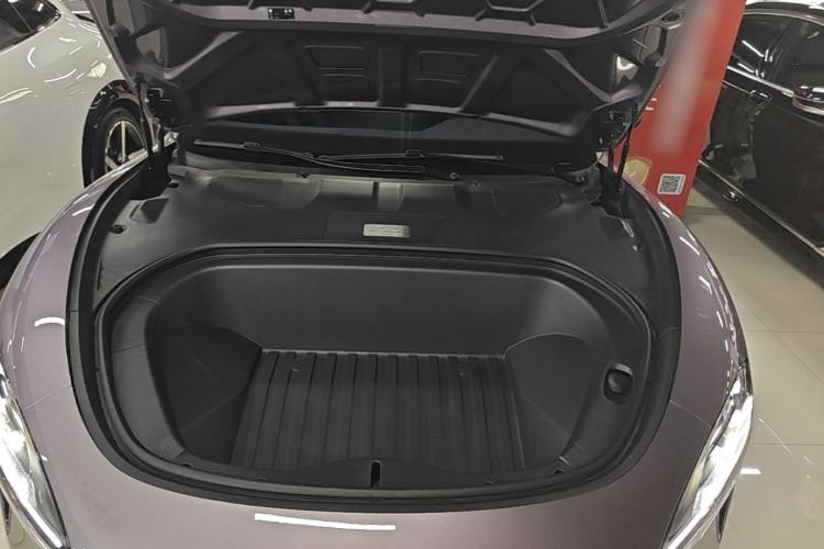 Used Xiaomi Auto SU7 2024 Rear-Drive Long-Range Intelligent Driving Version Engine Bay