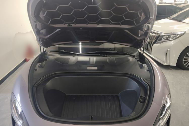 Used Xiaomi Auto SU7 2024 Rear-Drive Long-Range Intelligent Driving Version Engine Bay