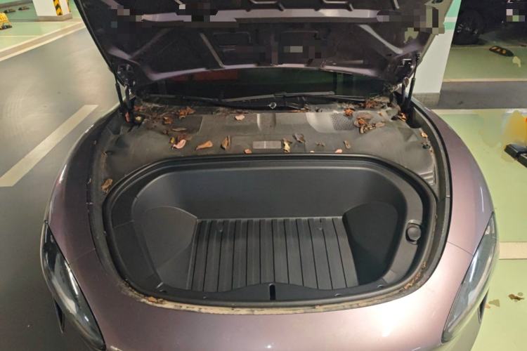 Used Xiaomi Auto SU7 2024 Four-Wheel Drive Ultra-Long Range Advanced Intelligent Driving Max Edition Engine Bay