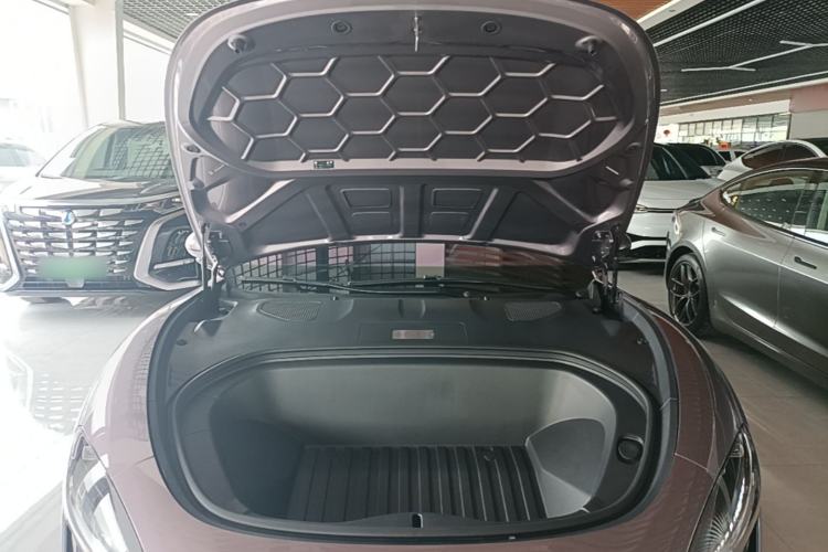 Used Xiaomi Auto SU7 2024 Four-Wheel Drive Ultra-Long Range Advanced Intelligent Driving Max Edition Engine Bay