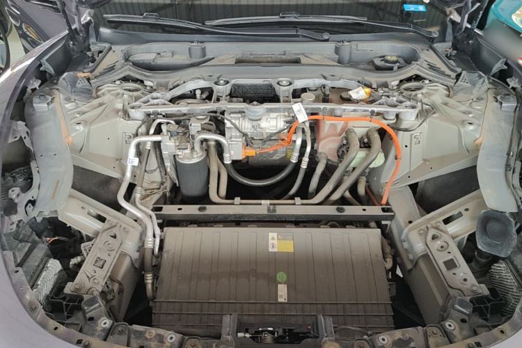 Used Xiaomi Auto SU7 2024 Rear-Drive Ultra-Long Range Advanced Pro-Level Intelligent Driving Version Engine Bay