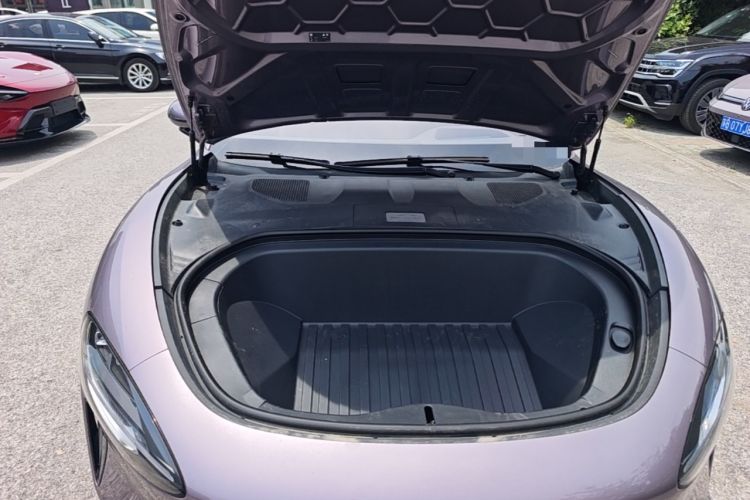 Used Xiaomi Auto SU7 2024 Four-Wheel Drive Ultra-Long Range Advanced Intelligent Driving Max Edition Engine Bay Right